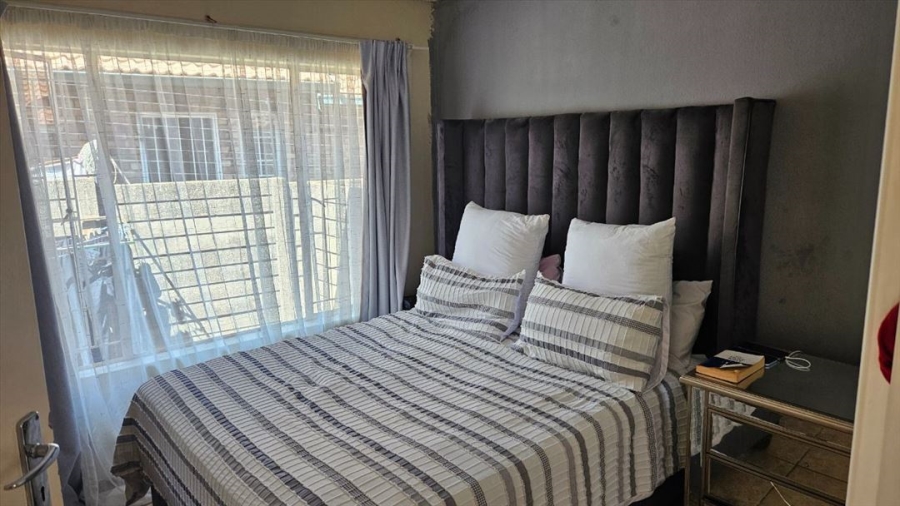 2 Bedroom Property for Sale in Birchleigh Gauteng