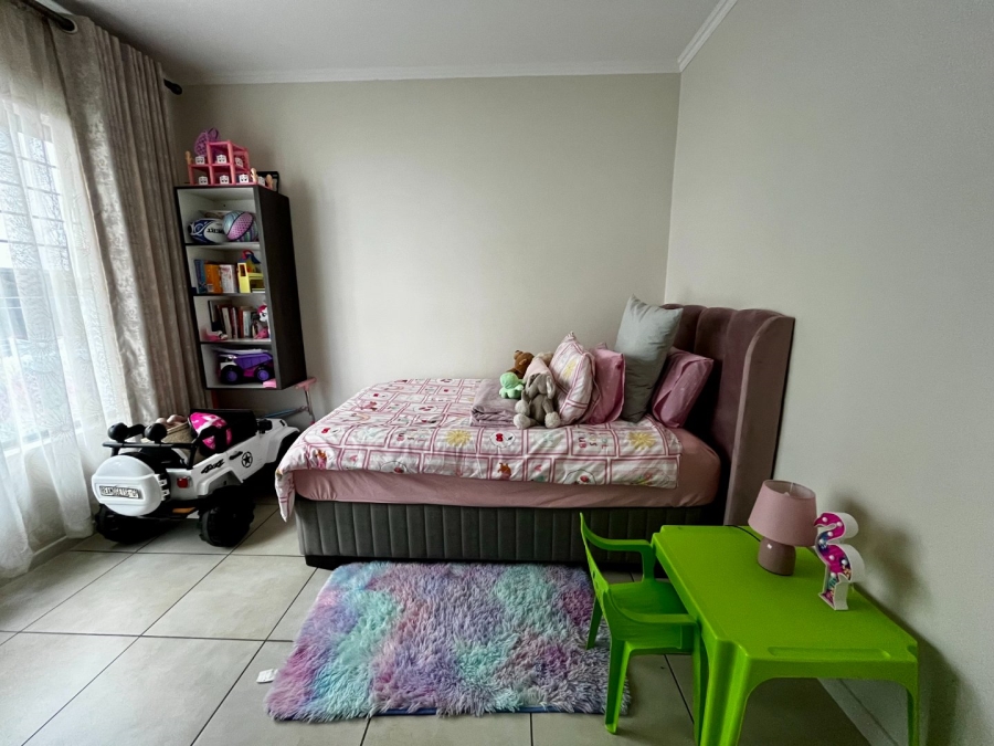 3 Bedroom Property for Sale in Oakdene Gauteng