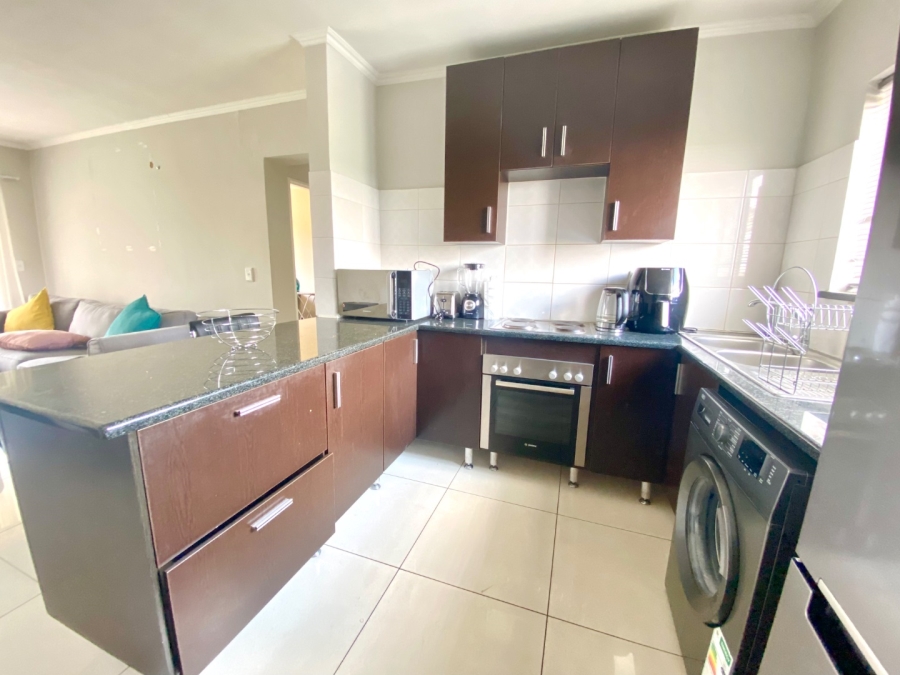 2 Bedroom Property for Sale in Noordwyk Gauteng