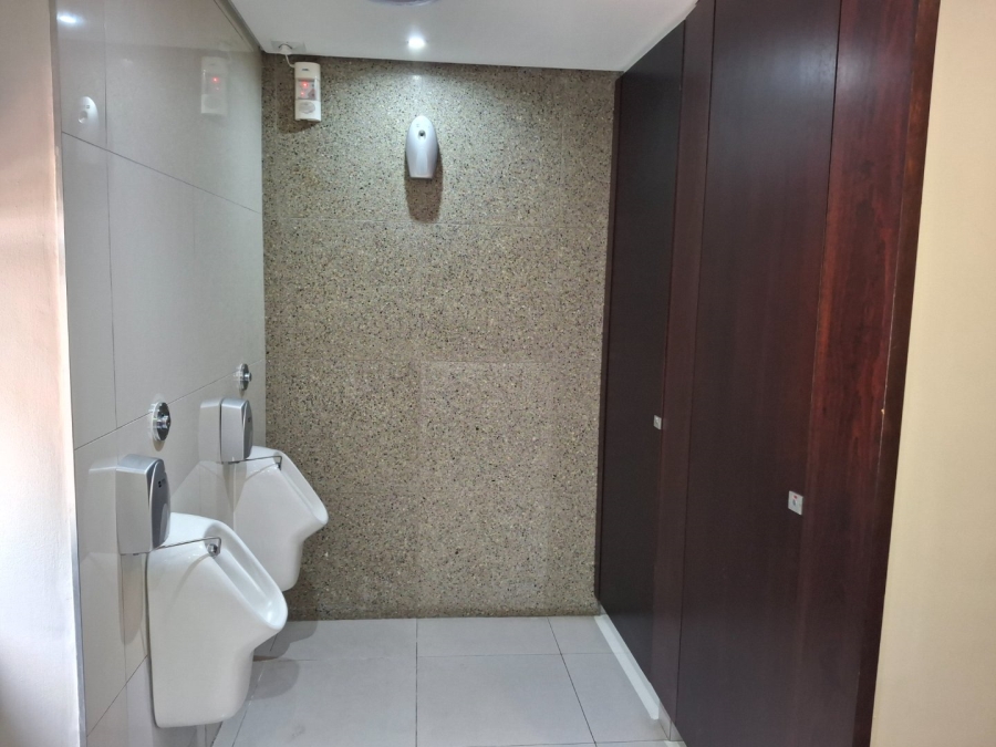 To Let Commercial Property for Rent in Hyde Park Gauteng