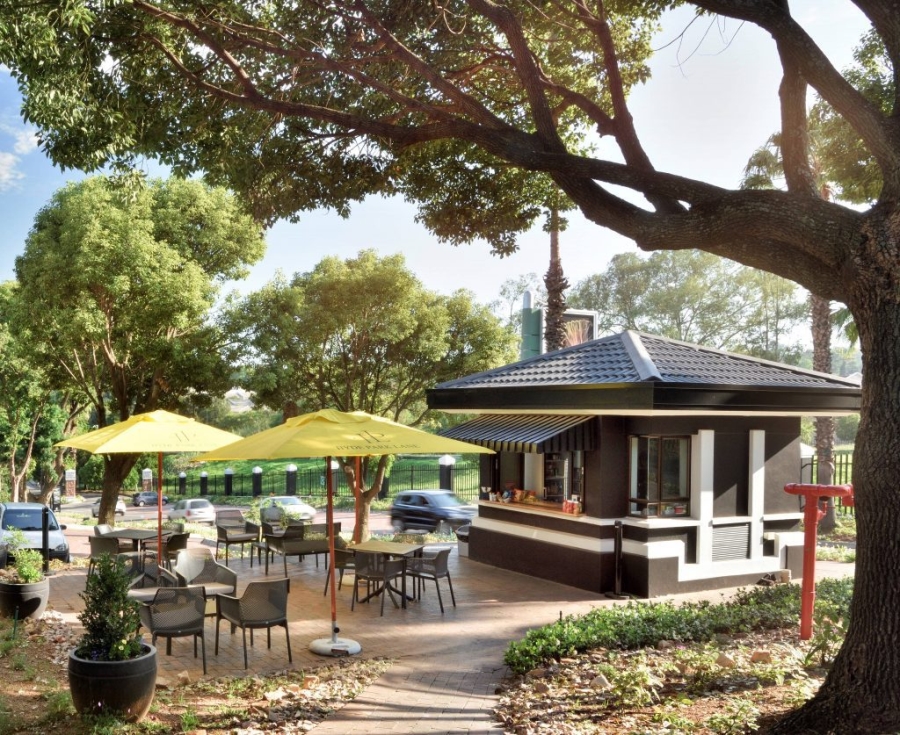 To Let Commercial Property for Rent in Hyde Park Gauteng