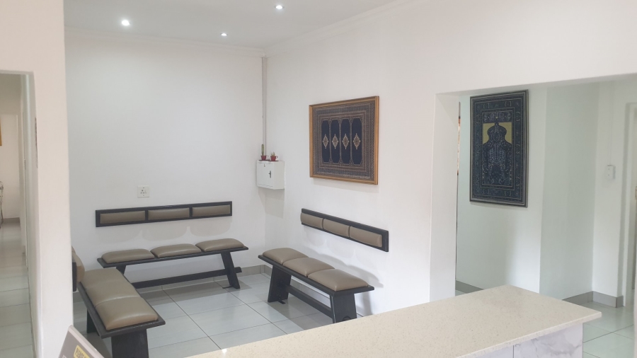 6 Bedroom Property for Sale in Clubview Gauteng