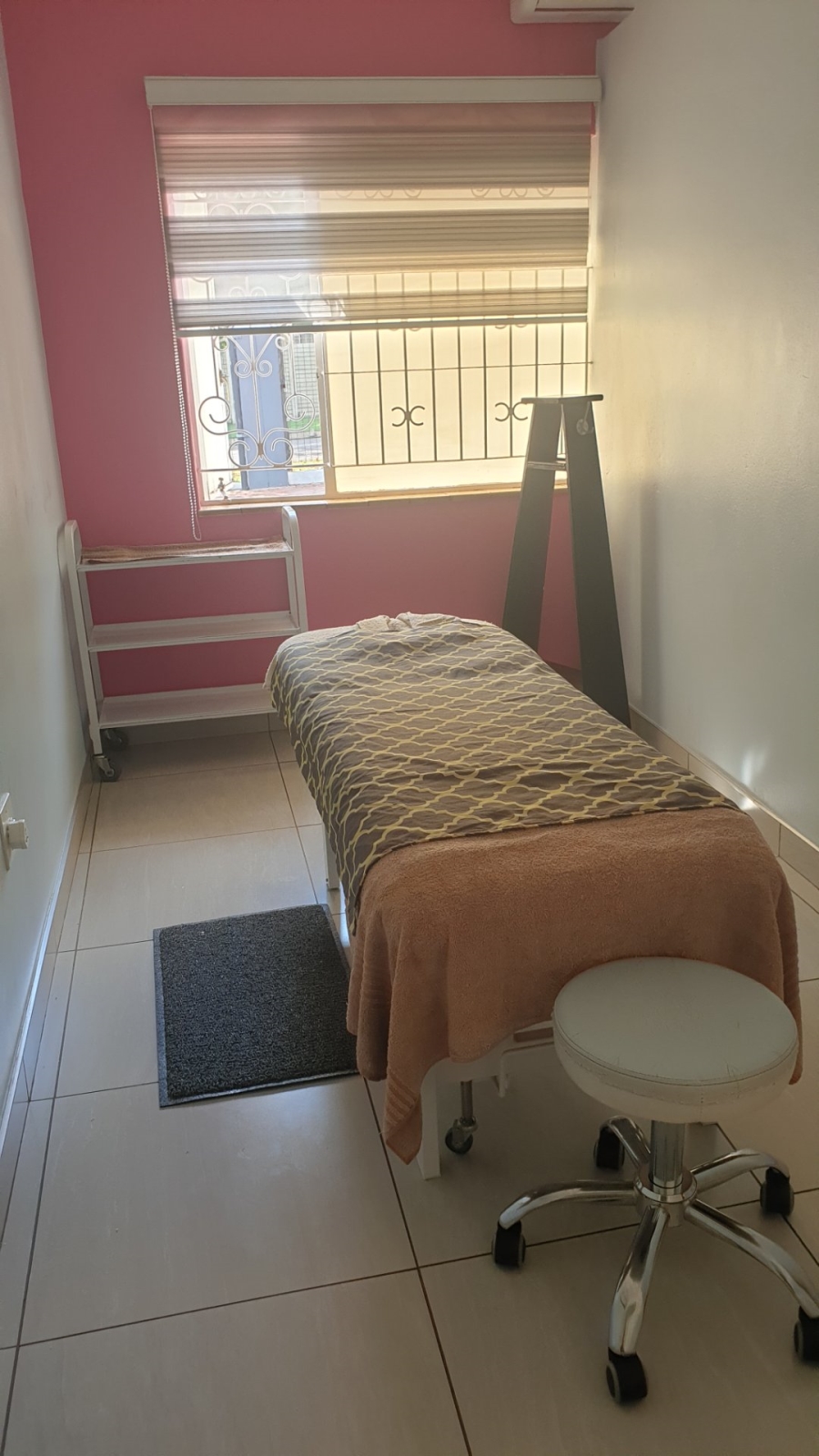 6 Bedroom Property for Sale in Clubview Gauteng