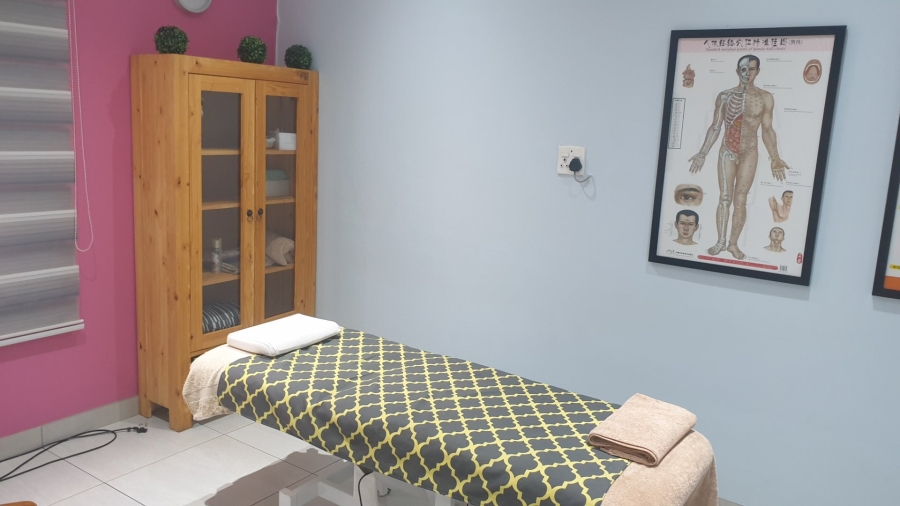 6 Bedroom Property for Sale in Clubview Gauteng