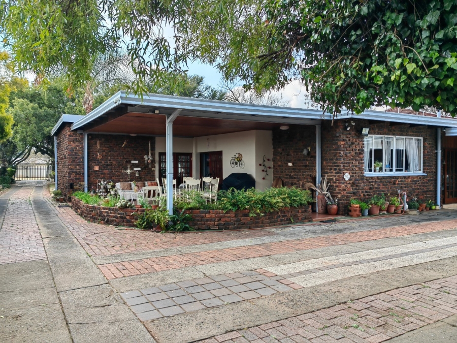 3 Bedroom Property for Sale in Valhalla Gauteng