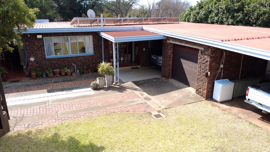 3 Bedroom Property for Sale in Valhalla Gauteng