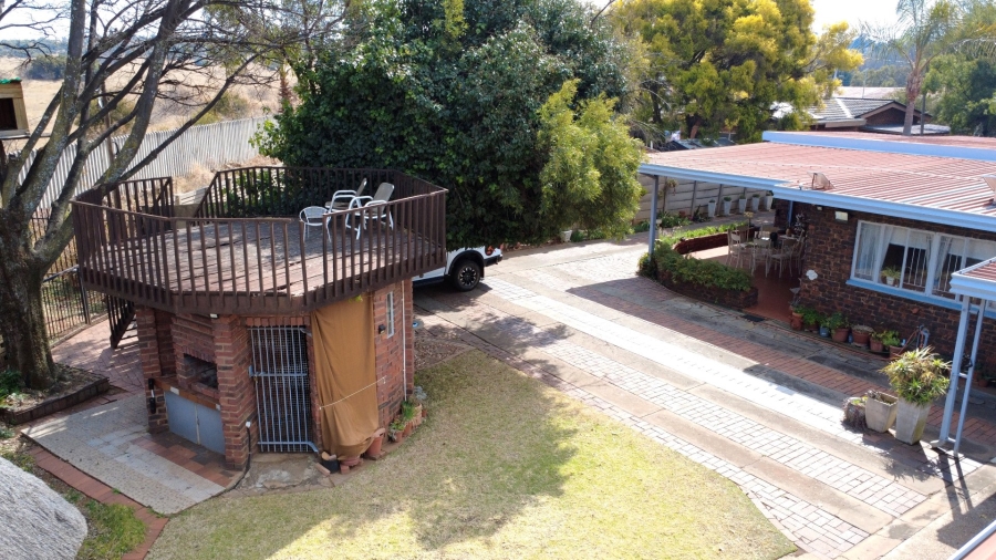 3 Bedroom Property for Sale in Valhalla Gauteng