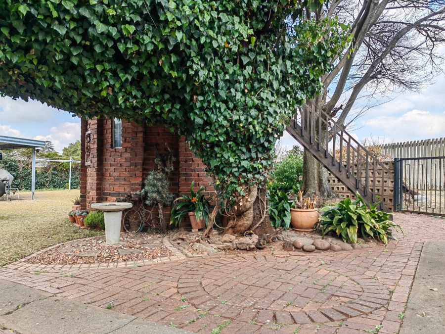 3 Bedroom Property for Sale in Valhalla Gauteng