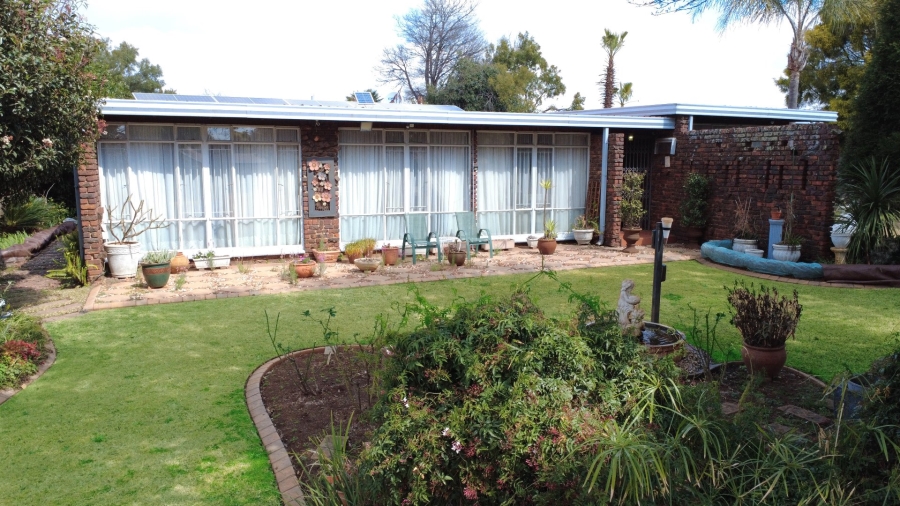 3 Bedroom Property for Sale in Valhalla Gauteng