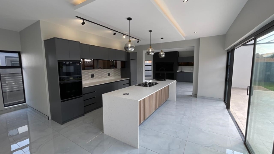 4 Bedroom Property for Sale in Fountainbrook Estate Gauteng