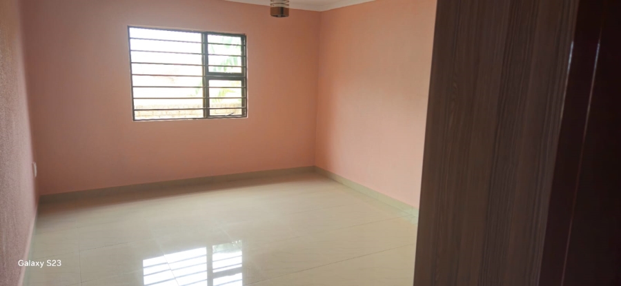 2 Bedroom Property for Sale in Lenasia South Gauteng