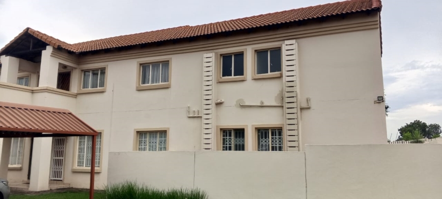 3 Bedroom Property for Sale in Country View Gauteng