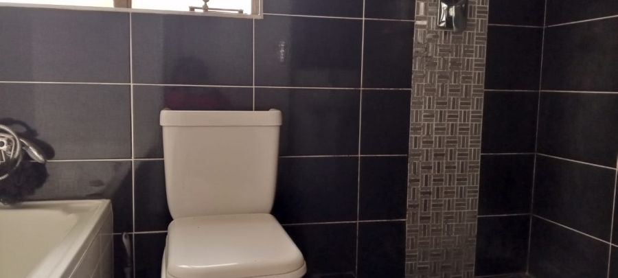 3 Bedroom Property for Sale in Country View Gauteng