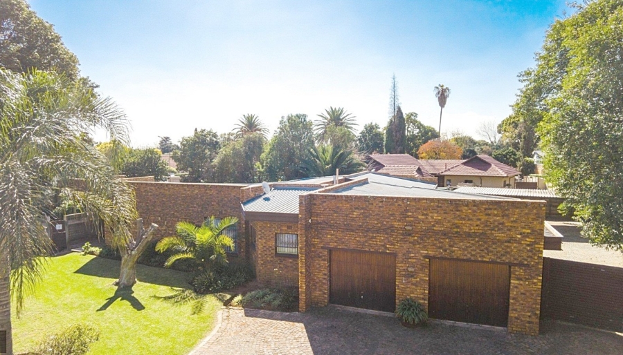 3 Bedroom Property for Sale in Crystal Park Gauteng