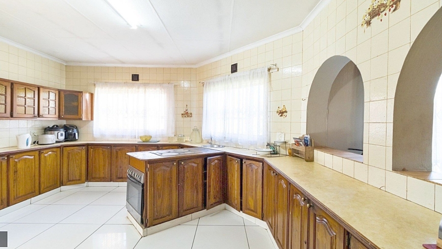 3 Bedroom Property for Sale in Crystal Park Gauteng