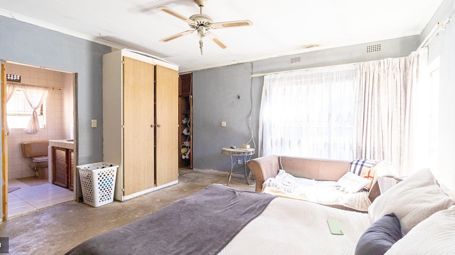 3 Bedroom Property for Sale in Crystal Park Gauteng