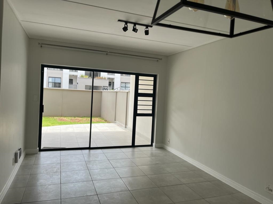3 Bedroom Property for Sale in Waterfall Gauteng