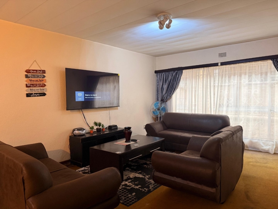 2 Bedroom Property for Sale in Princess A H Gauteng