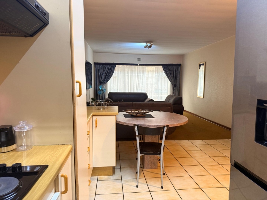 2 Bedroom Property for Sale in Princess A H Gauteng