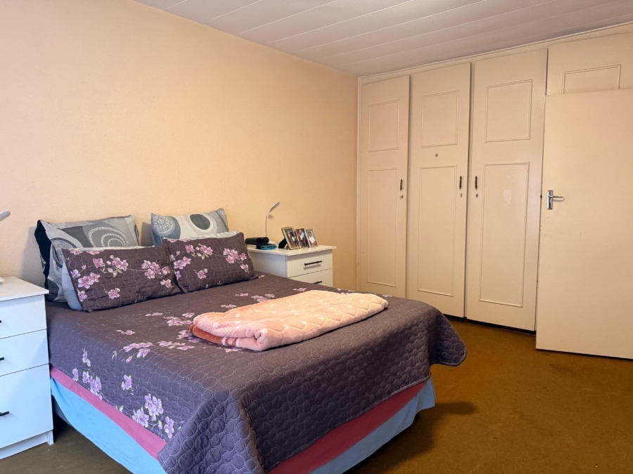 2 Bedroom Property for Sale in Princess A H Gauteng