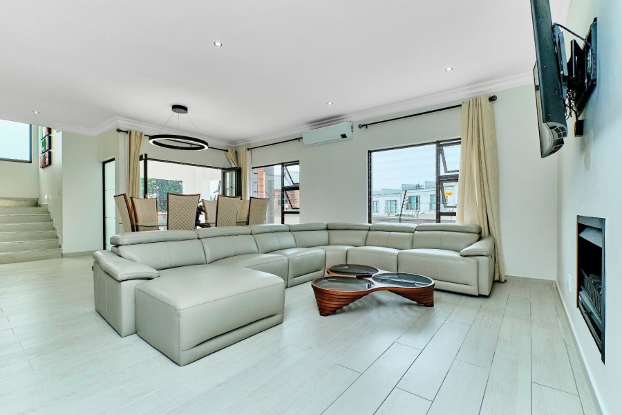 3 Bedroom Property for Sale in Bryanston Gauteng