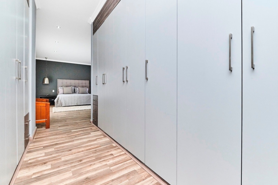 3 Bedroom Property for Sale in Bryanston Gauteng