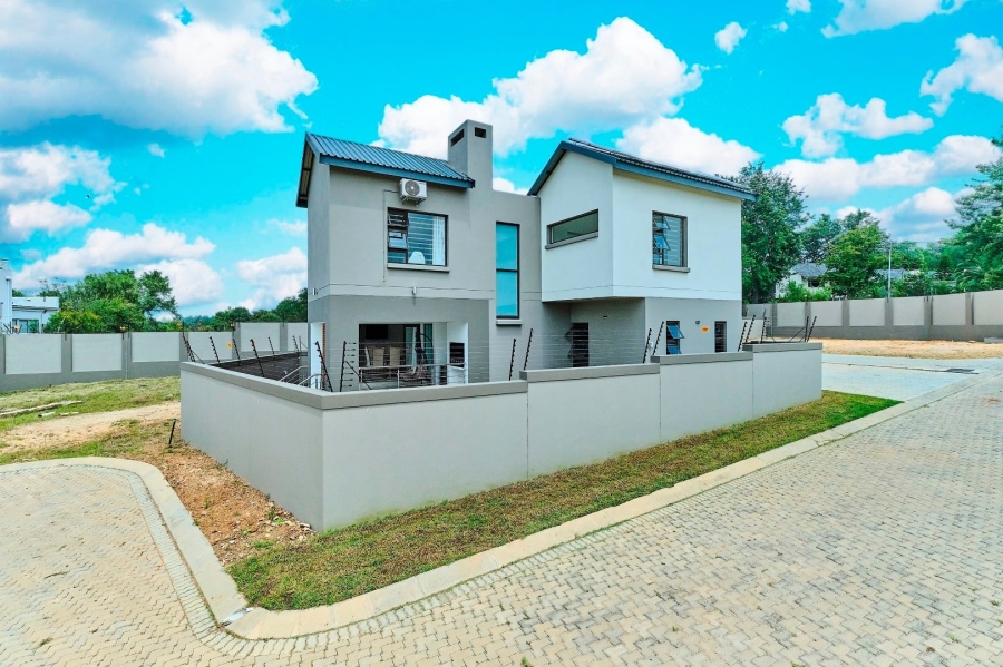 3 Bedroom Property for Sale in Bryanston Gauteng