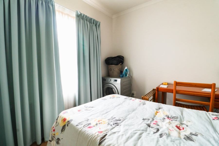  Bedroom Property for Sale in Equestria Gauteng