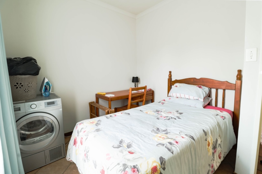  Bedroom Property for Sale in Equestria Gauteng