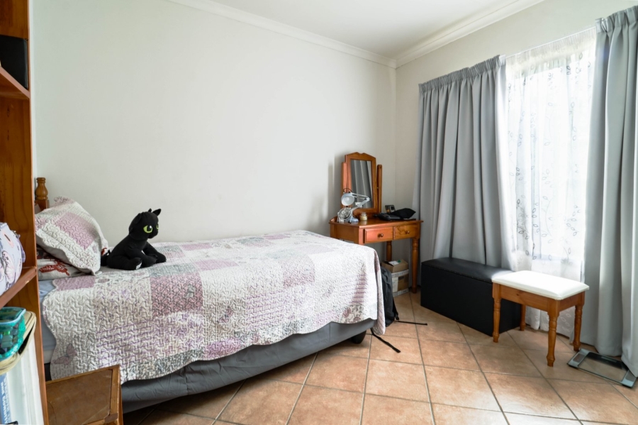  Bedroom Property for Sale in Equestria Gauteng