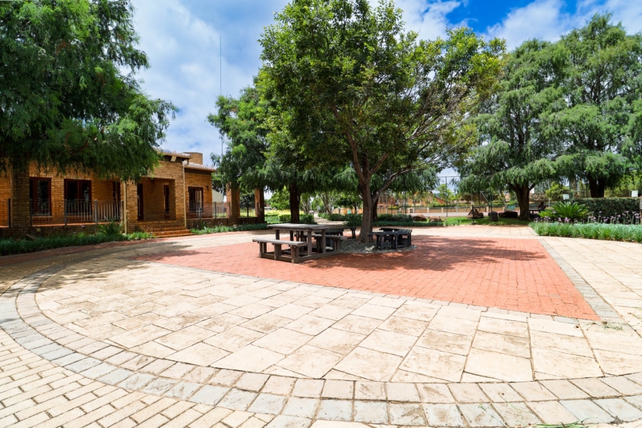  Bedroom Property for Sale in Equestria Gauteng