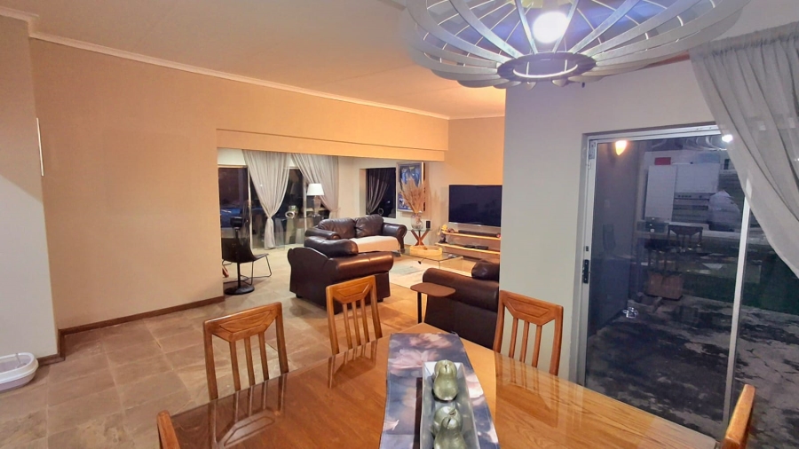 4 Bedroom Property for Sale in Vanderbijlpark SE 3 Gauteng