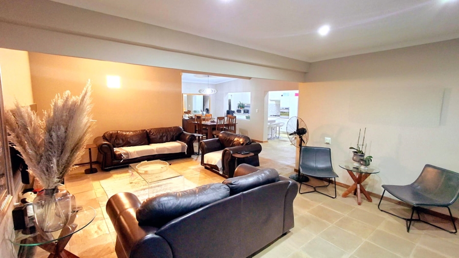4 Bedroom Property for Sale in Vanderbijlpark SE 3 Gauteng