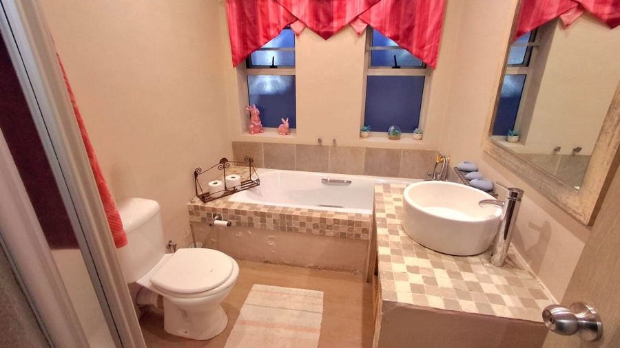 4 Bedroom Property for Sale in Vanderbijlpark SE 3 Gauteng