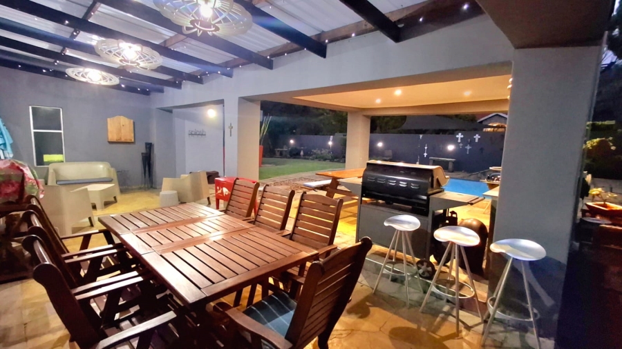 4 Bedroom Property for Sale in Vanderbijlpark SE 3 Gauteng