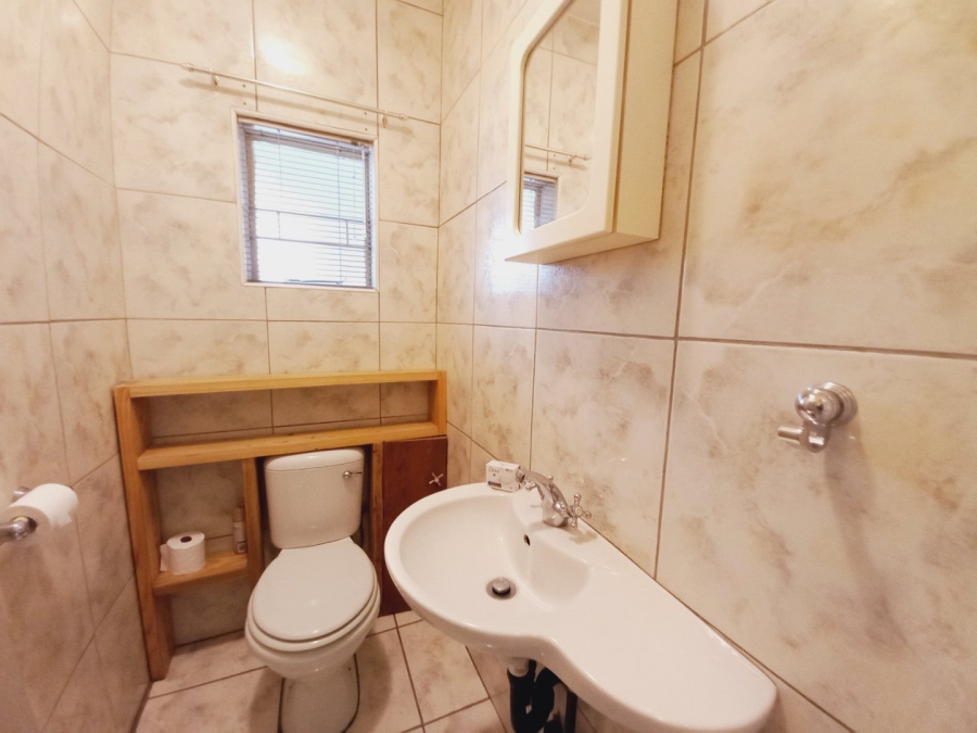 2 Bedroom Property for Sale in Primrose Hill Gauteng