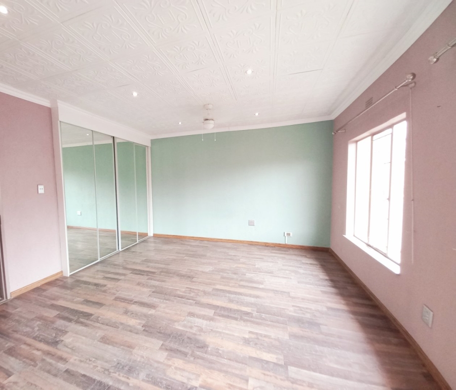 2 Bedroom Property for Sale in Primrose Hill Gauteng