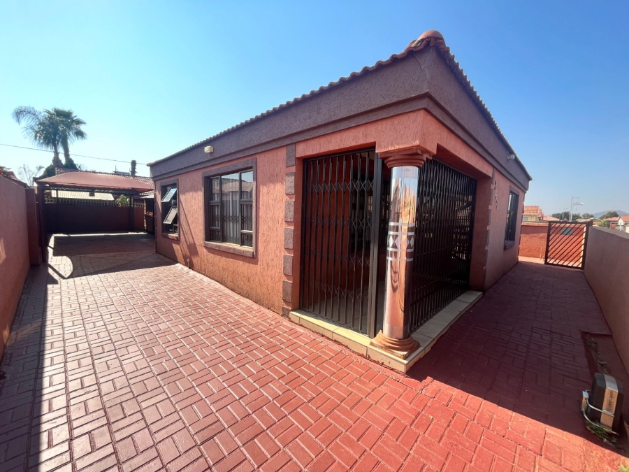 To Let 3 Bedroom Property for Rent in Ga-rankuwa Unit 17 Gauteng