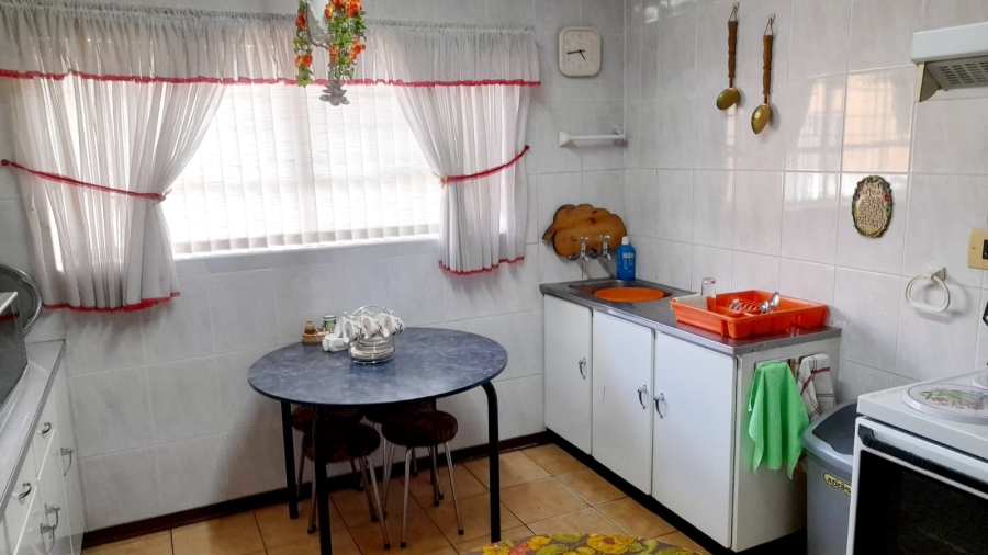 3 Bedroom Property for Sale in Vanderbijlpark SE 6 Gauteng