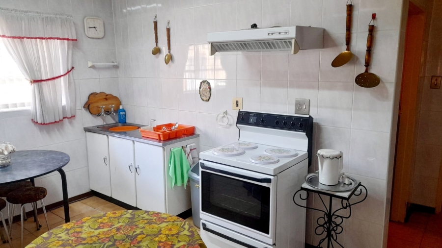 3 Bedroom Property for Sale in Vanderbijlpark SE 6 Gauteng