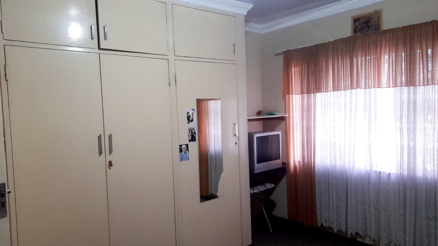 3 Bedroom Property for Sale in Vanderbijlpark SE 6 Gauteng