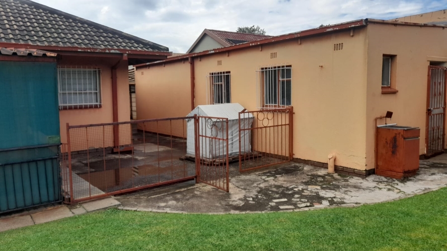 3 Bedroom Property for Sale in Vanderbijlpark SE 6 Gauteng