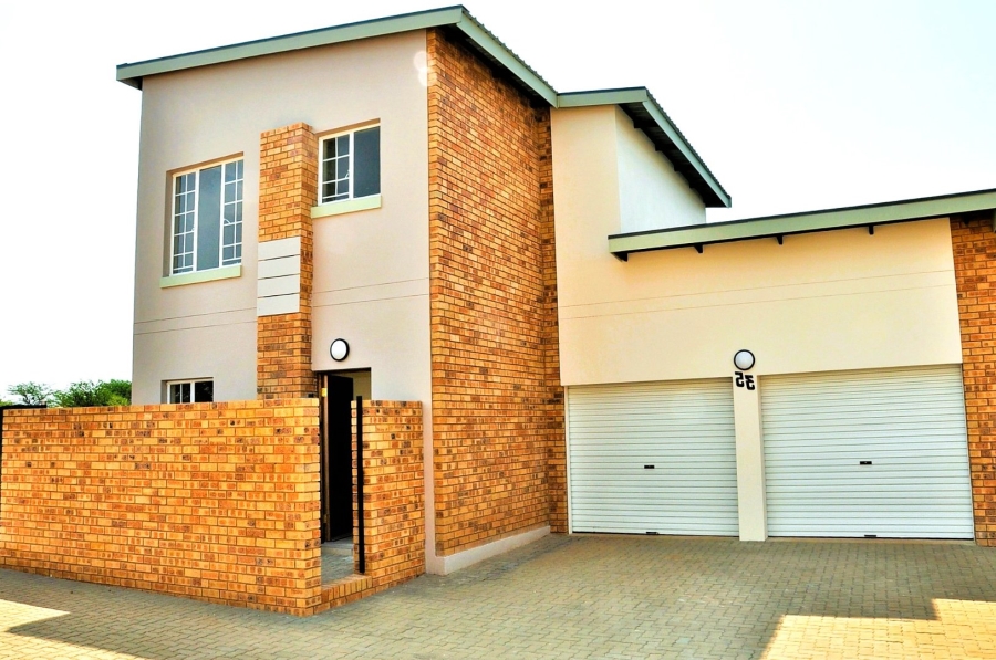  Bedroom Property for Sale in Hazeldean Gauteng