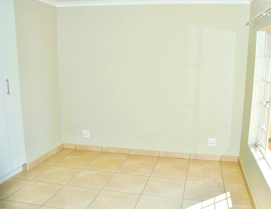  Bedroom Property for Sale in Hazeldean Gauteng
