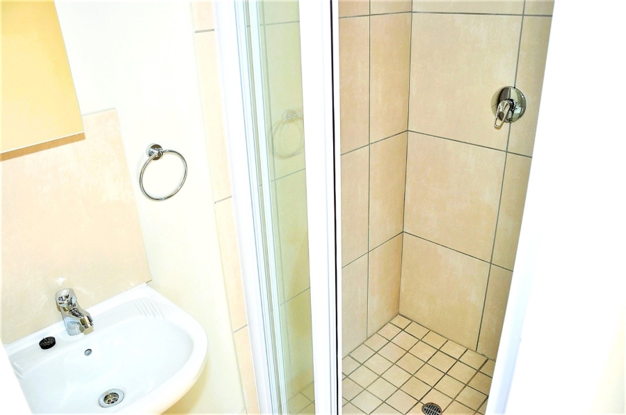  Bedroom Property for Sale in Hazeldean Gauteng