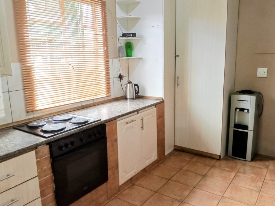 3 Bedroom Property for Sale in Hectorton Gauteng