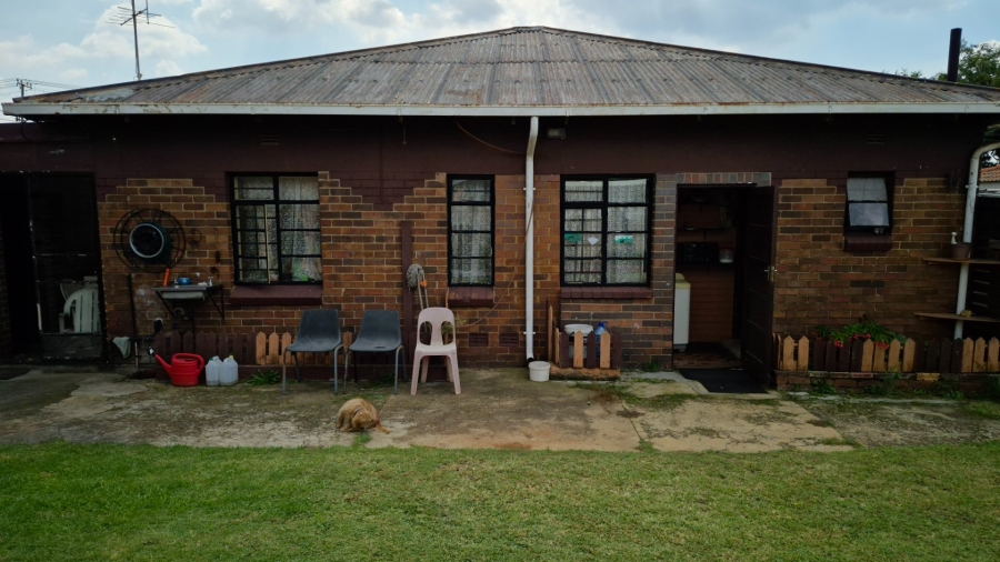 2 Bedroom Property for Sale in South Hills Gauteng