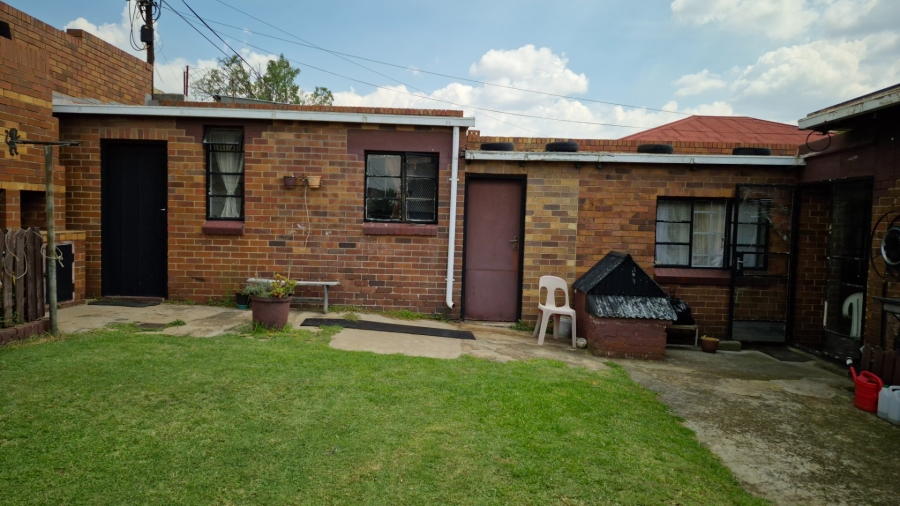 2 Bedroom Property for Sale in South Hills Gauteng