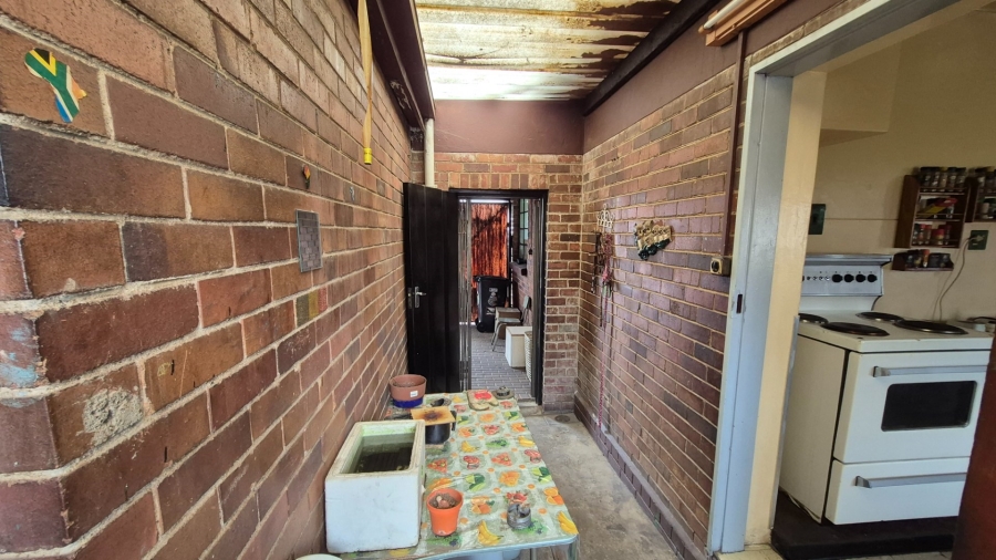 2 Bedroom Property for Sale in South Hills Gauteng