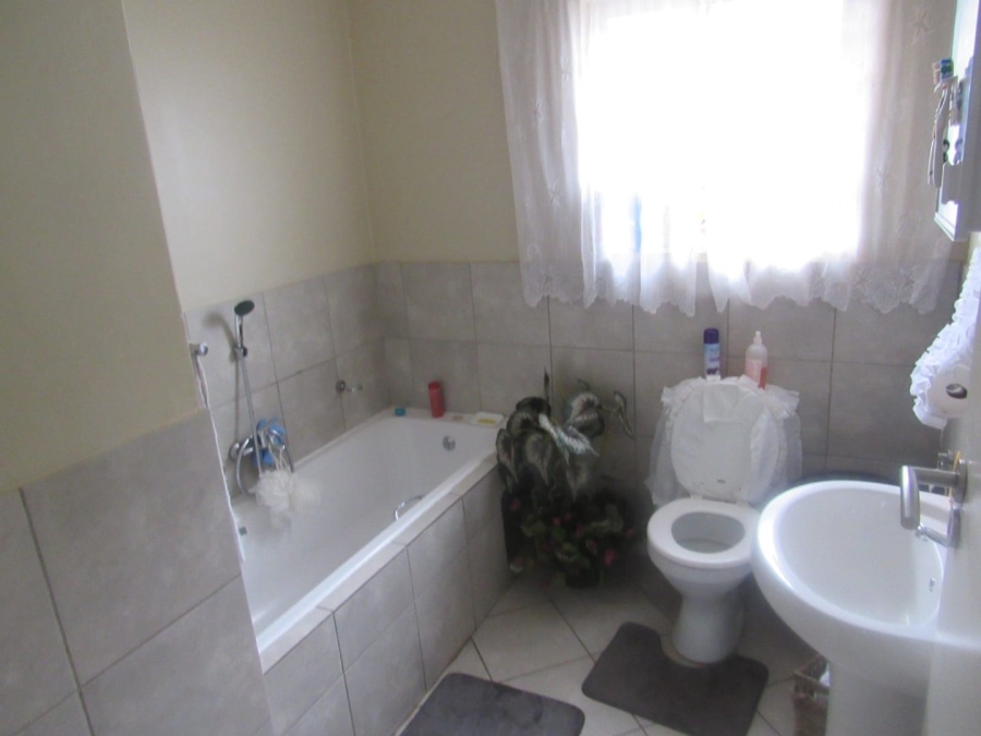 3 Bedroom Property for Sale in Salfin Gauteng